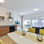 Laura 1 Appartement Privlaka (Zadar)
