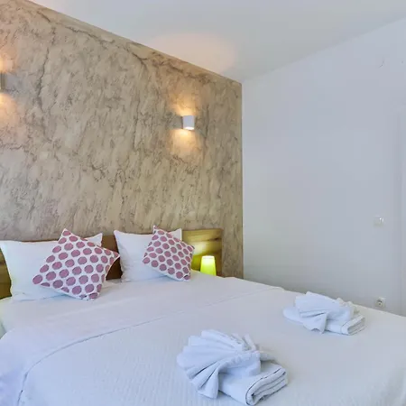 Laura 1 Apartman