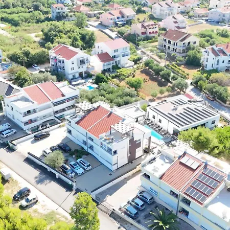 Laura 1 Privlaka (Zadar)