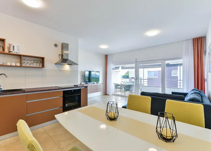 Laura 1 דירה פריבלאקה