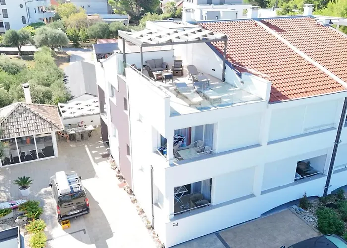 Laura 1 דירה פריבלאקה